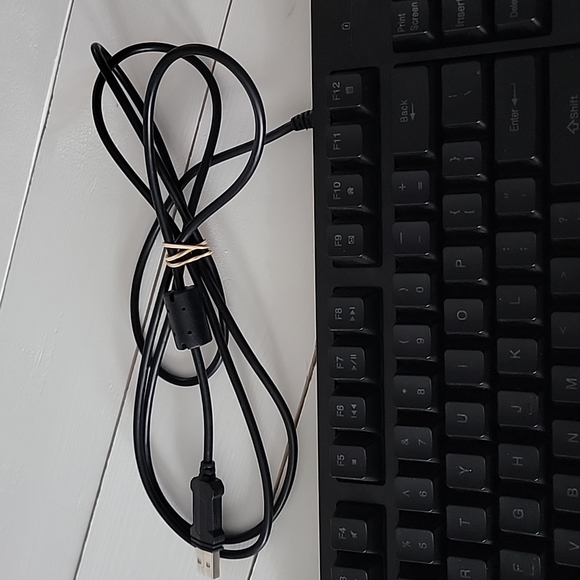 NPET Gaming Keyboard - Picture 6 of 14